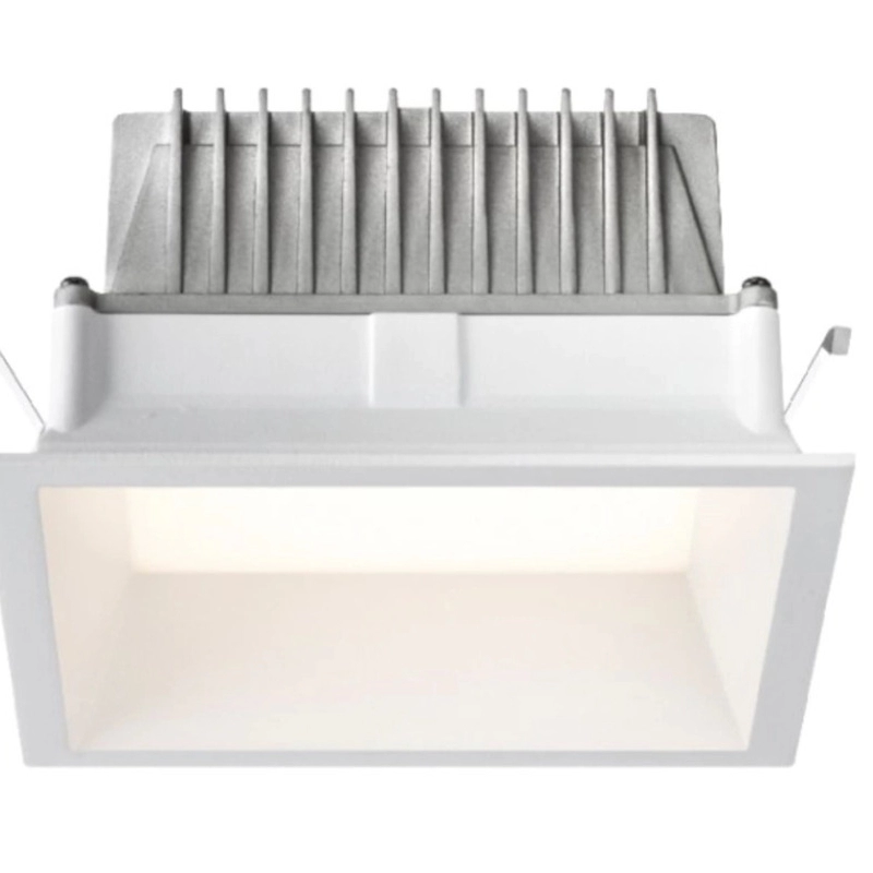 Empotrable 10W IP44 Cuadrado Dim Negro