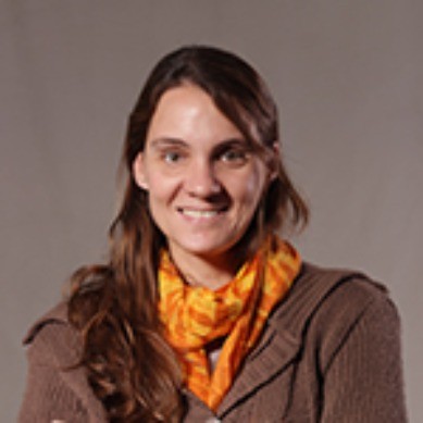 Lorena Milani - Directora Creativa en Standingroup